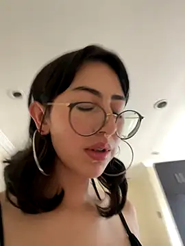 Stripchat cam girl Xuni_Diaz