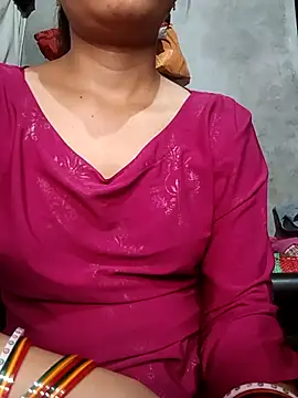 Stripchat cam girl Simmi_1