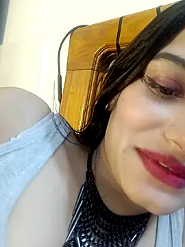 Stripchat cam girl Lusty_Queen69