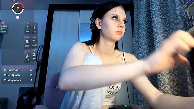 Stripchat cam girl SaraDebey