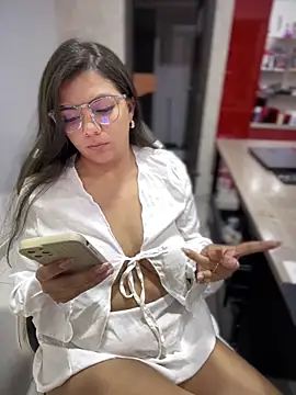 Stripchat cam girl lia_ros