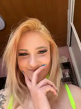 Thumbnail of ViviLuu - Stripchat live cam