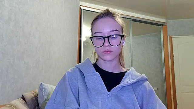 Stripchat cam girl GlidedFill