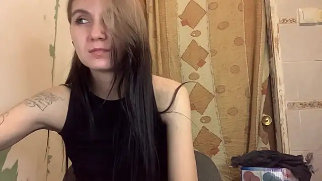 Stripchat cam girl ArianeBhayani