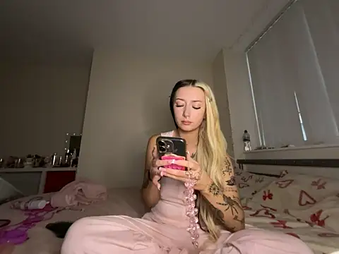 Stripchat cam girl lace_xxx