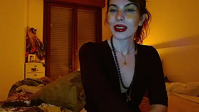 Stripchat cam girl Regina_5