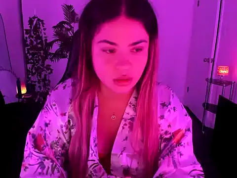 Stripchat cam girl MSaunders