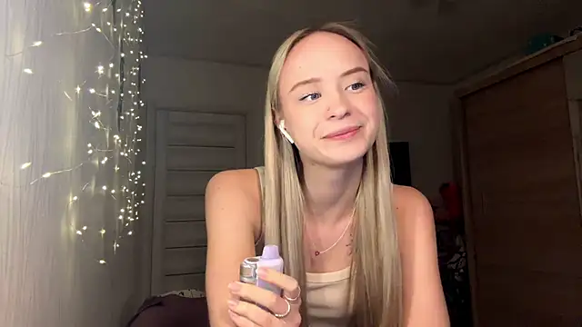 Stripchat cam girl LatashiaOrcutt