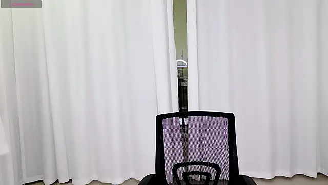 Stripchat cam girl yangyang-777