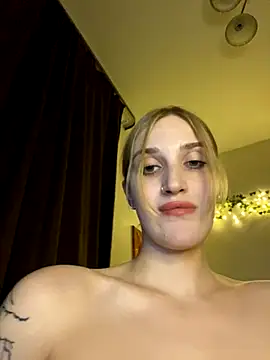 Stripchat cam girl TallPolly