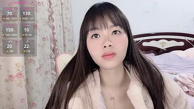 Stripchat cam girl rourou888