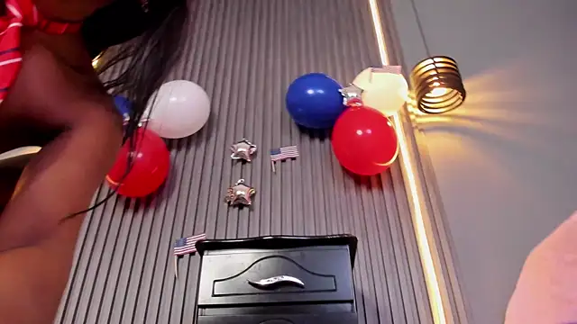 Stripchat cam girl alahia_betancurx