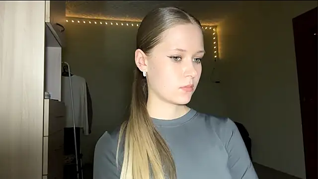 Stripchat cam girl ZaidaSchwarten