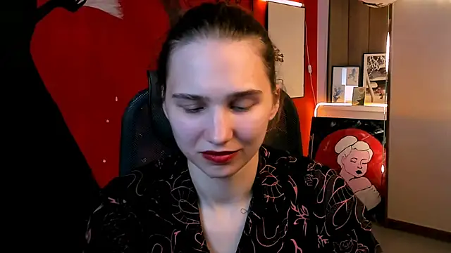 Stripchat cam girl TessaMill