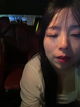 Stripchat cam girl momo_520