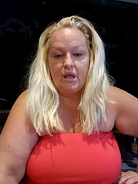 Stripchat cam girl GreatBlondina