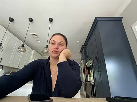 Stripchat cam girl amazonnn33