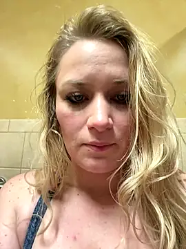 Stripchat cam girl kcmo1010