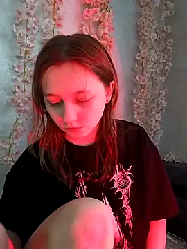 Stripchat cam girl Bonechka