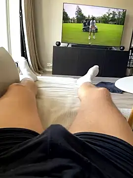 Stripchat cam girl Hardyoungdick99