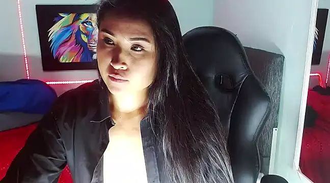 Stripchat cam girl nahomystarx