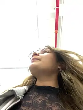 Stripchat cam girl ALAYA-07_