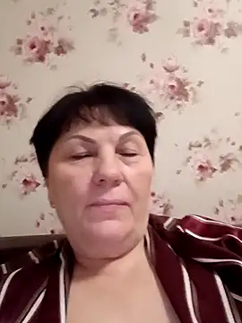 Stripchat cam girl OliviaaSkyy