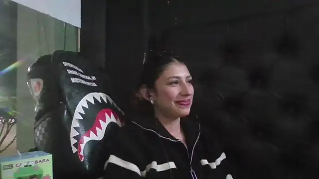 Stripchat cam girl AriaBliss-