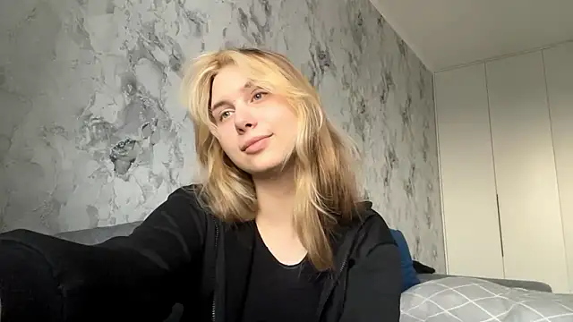 Stripchat cam girl ShariLappas