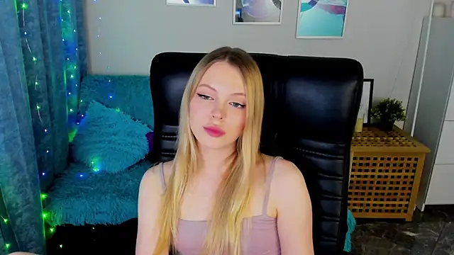 Stripchat cam girl KatherineePierce