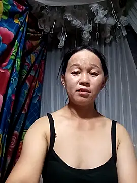 Stripchat cam girl MaiHoa69