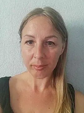 Stripchat cam girl KetyLive