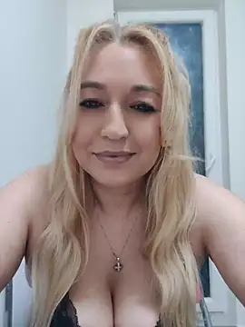 Thumbnail of LexaVelure - Stripchat live cam