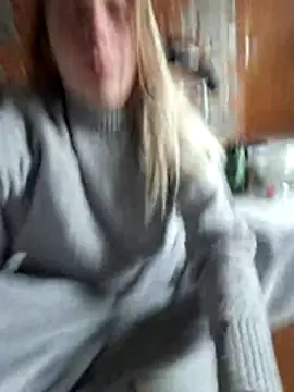 Stripchat cam girl SexyAlya