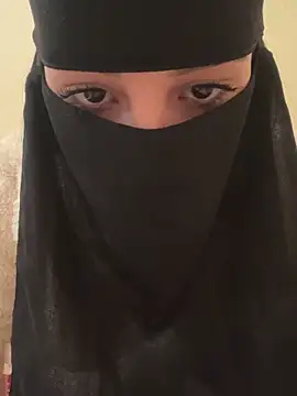 Stripchat cam girl enjisexy