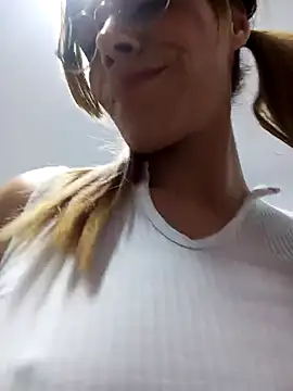 Stripchat cam girl Eliana-suaress