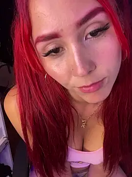 Stripchat cam girl kisscherry8