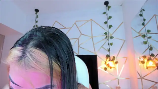 Stripchat cam girl Amberr_Rousse