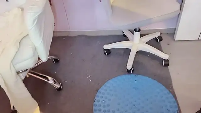 Stripchat cam girl CAICAI_BABY