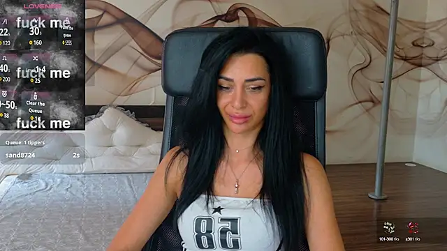 Stripchat cam girl NaomiScarlet