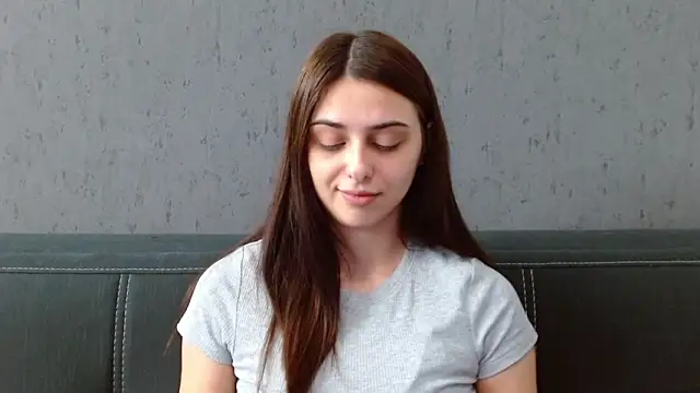 Stripchat cam girl _Layra_Ran_