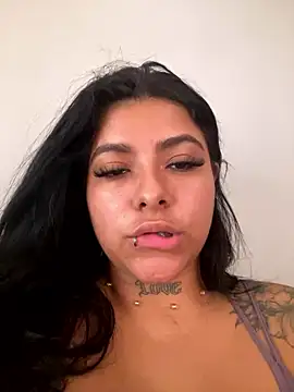 Stripchat cam girl AnnieRusso_