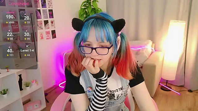 Stripchat cam girl CoralineYoung