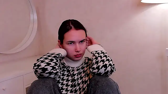 Stripchat cam girl ElviaAldis