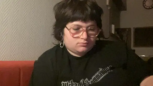 Stripchat cam girl _dwhorekin_