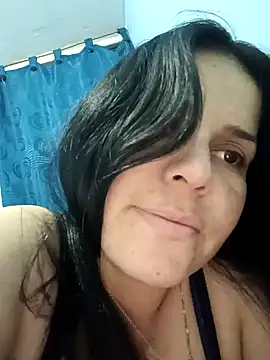 Stripchat cam girl julianamilk69