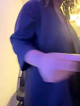 Stripchat cam girl KingQu33nNephilim