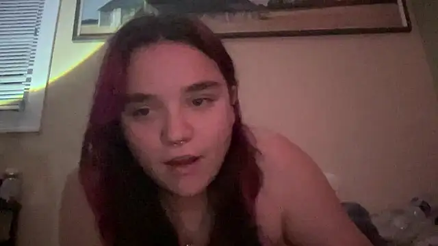 Stripchat cam girl kinsiebaby