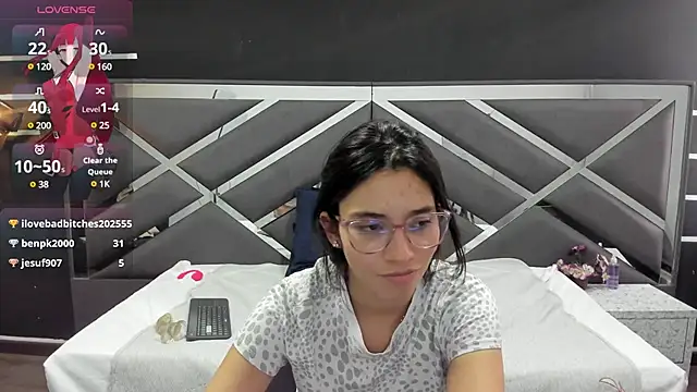 Stripchat cam girl LyaScott