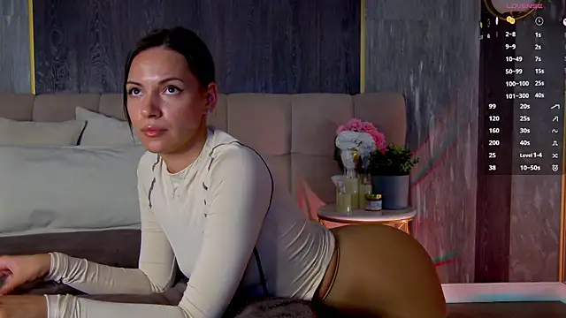 Stripchat cam girl LollaSpencer